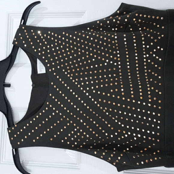 MAKE OFFER! Bold Olive Green w/ Gold Studs Bisou Bisou  dress NWOT - Picture 2 of 7